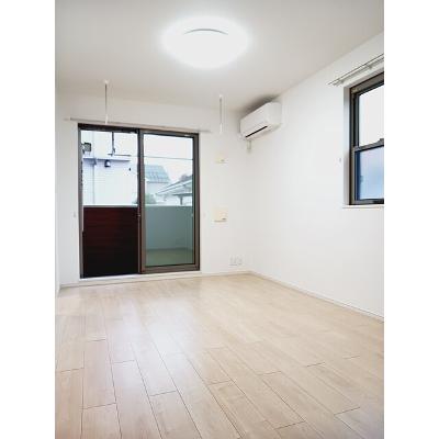 アンソレイエ・Ⅰ 102【管理NO：1-021543401-01020】 ★家具家電は申し込み後に搬入します★の物件写真2