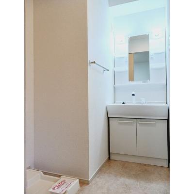 アンソレイエ・Ⅰ 102【管理NO：1-021543401-01020】 ★家具家電は申し込み後に搬入します★の物件写真6