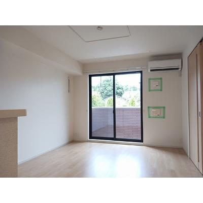 ビンテージ　０３ 102【管理NO：1-021919901-01020】 ★家具家電は申し込み後に搬入します★の物件写真2