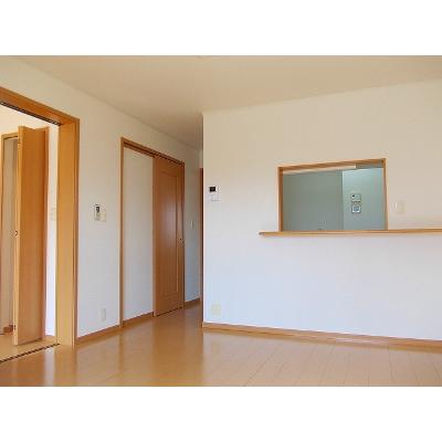 レ　フレールＡ 103【管理NO：1-014469201-01030】 ★家具家電は申し込み後に搬入します★ ★2026年10月中旬入居可能★の物件写真2