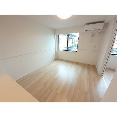 オーブ 202【管理NO：1-027403301-02020】 ★家具家電は申し込み後に搬入します★ ★2026年11月中旬入居可能★の物件写真2