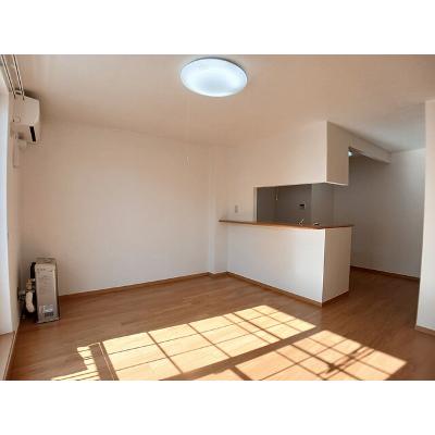 カーサイリーデ 204【管理NO：1-013081401-02040】 ★家具家電は申し込み後に搬入します★ ★2026年10月下旬入居可能★の物件写真2