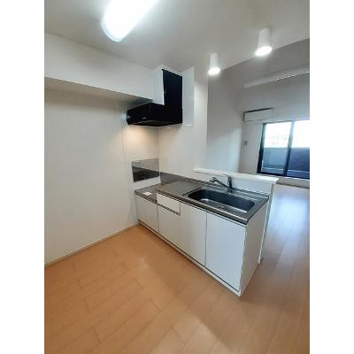 ソラーナ 202【管理NO：1-020244701-02020】 ★家具家電は申し込み後に搬入します★ ★2026年10月下旬入居可能★の物件写真3