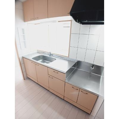 ノア・ヒガシヤモト 201【管理NO：1-099290901-02010】 ★家具家電は申し込み後に搬入します★ ★2026年09月下旬入居可能★の物件写真3