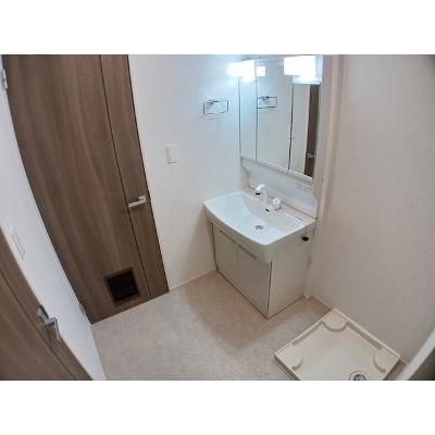 デイライト 203【管理NO：1-027907201-02030】 ★家具家電は申し込み後に搬入します★ ★2026年10月下旬入居可能★の物件写真6