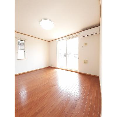 アウローラＡ 201【管理NO：1-012217501-02010】 ★家具家電は申し込み後に搬入します★ ★2026年10月中旬入居可能★の物件写真2