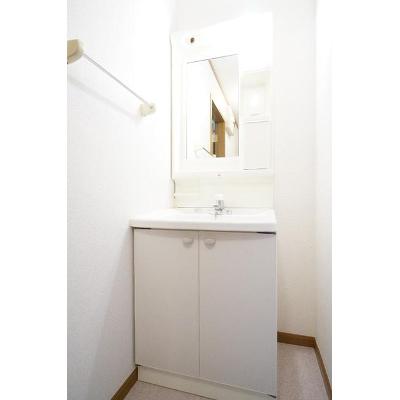 apartment 〒108-0075　東京都港区港南２丁目16-1