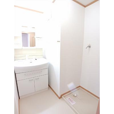 カーサ・ラッフィナート 201【管理NO：1-012765601-02010】 ★家具家電は申し込み後に搬入します★ ★2026年10月中旬入居可能★の物件写真6