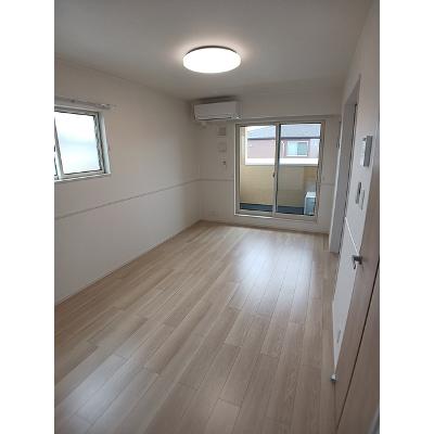 ハイウィロー 205【管理NO：1-025667401-02050】 ★家具家電は申し込み後に搬入します★の物件写真2