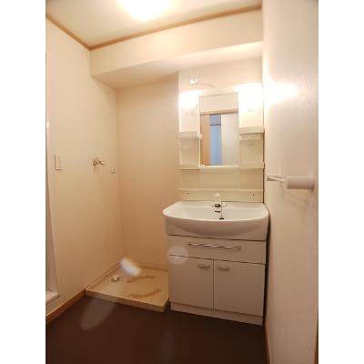 フィオレンテⅠ 102【管理NO：1-013307901-01020】 ★家具家電は申し込み後に搬入します★の物件写真6