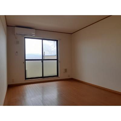 エテルノＣ 301【管理NO：1-012691703-03010】 ★家具家電は申し込み後に搬入します★ ★2026年10月中旬入居可能★の物件写真2