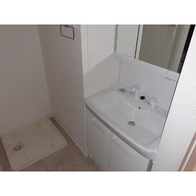 ラテリア 101【管理NO：1-026789601-01010】 ★家具家電は申し込み後に搬入します★ ★2026年10月下旬入居可能★の物件写真6