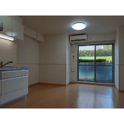 トラディシオン　トゥール 101【管理NO：1-017159701-01010】 ★家具家電は申し込み後に搬入します★ ★2026年10月中旬入居可能★の物件写真2