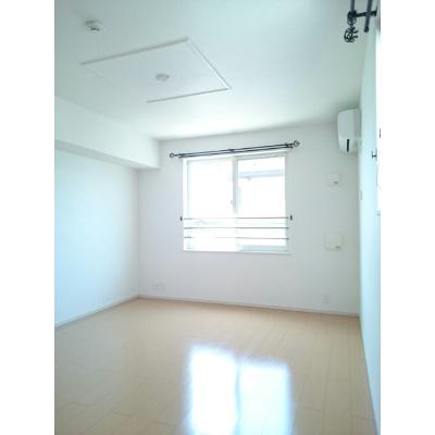 Ｂｌｕｅ－ｗｉｎｄ 202【管理NO：1-020301901-02020】 ★家具家電は申し込み後に搬入します★ ★2026年10月上旬入居可能★の物件写真2