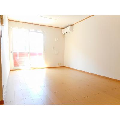 ブラン・ルピナス　Ｃ 102【管理NO：1-014726103-01020】 ★家具家電は申し込み後に搬入します★ ★2026年10月中旬入居可能★の物件写真2