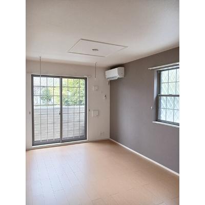 ミルキー　ウェイＣ 101【管理NO：1-019104401-01010】 ★家具家電は申し込み後に搬入します★ ★2026年10月下旬入居可能★の物件写真2