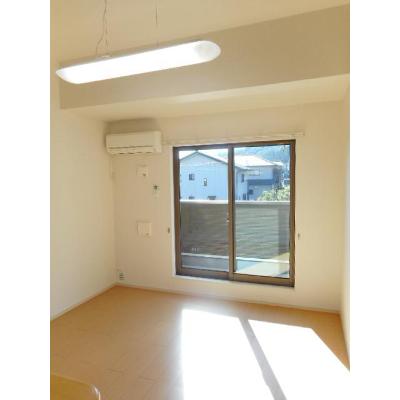 ハルジオン城山台 203【管理NO：1-017440001-02030】 ★家具家電は申し込み後に搬入します★ ★2026年10月中旬入居可能★の物件写真2