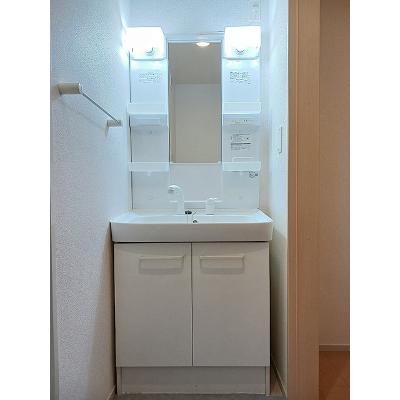 ラーンドゥイシ 102【管理NO：1-020726101-01020】 ★家具家電は申し込み後に搬入します★の物件写真6