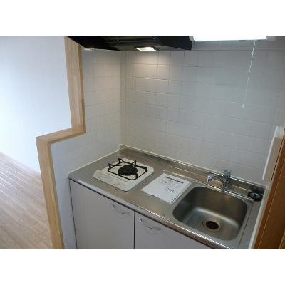コンフォ－ト　Ｊ 201【管理NO：1-012427901-02010】 ★家具家電は申し込み後に搬入します★ ★2026年10月中旬入居可能★の物件写真3
