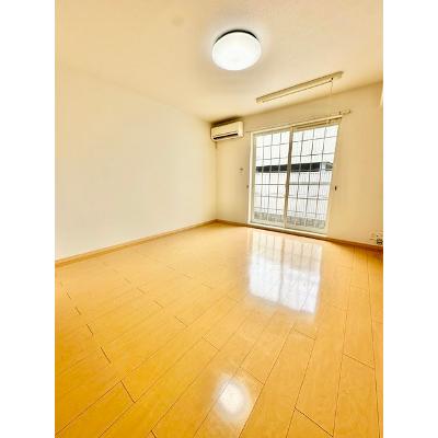 エレガンシア・ユキ 101【管理NO：1-016627301-01010】 ★家具家電は申し込み後に搬入します★ ★2026年10月下旬入居可能★の物件写真2