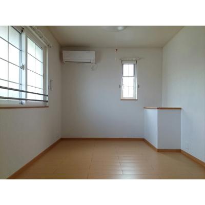 メゾン愛 201【管理NO：1-015274401-02010】 ★家具家電は申し込み後に搬入します★ ★2026年11月中旬入居可能★の物件写真2