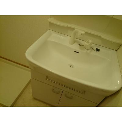 ローザ・アルベロＡ棟 102【管理NO：1-013725701-01020】 ★家具家電は申し込み後に搬入します★ ★2026年12月上旬入居可能★の物件写真6