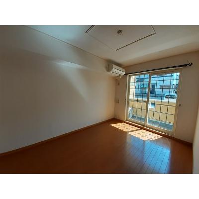 ピュア　ファウンテン　ヴィラⅡ 102【管理NO：1-014309902-01020】 ★家具家電は申し込み後に搬入します★ ★2026年10月下旬入居可能★の物件写真2