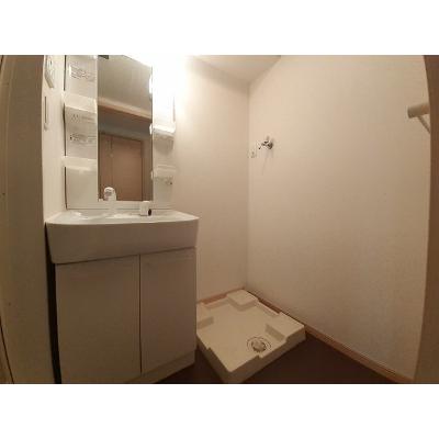 メゾンドミシェル 202【管理NO：1-016877101-02020】 ★家具家電は申し込み後に搬入します★ ★2026年10月中旬入居可能★の物件写真6