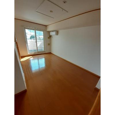アルドーレ 203【管理NO：1-013385501-02030】 ★家具家電は申し込み後に搬入します★ ★2026年11月中旬入居可能★の物件写真2