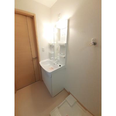 サンメゾン津高 105【管理NO：1-016993101-01040】 ★家具家電は申し込み後に搬入します★ ★2026年10月下旬入居可能★の物件写真6