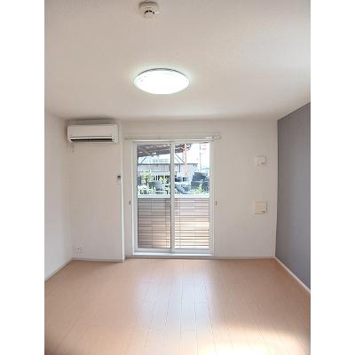 カーサ　ルーナ 105【管理NO：1-020863101-01050】 ★家具家電は申し込み後に搬入します★ ★2026年10月中旬入居可能★の物件写真2