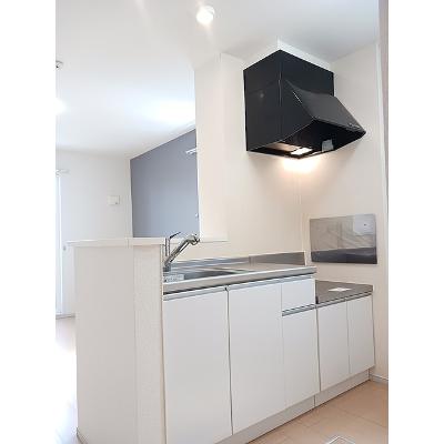 カーサ　ルーナ 105【管理NO：1-020863101-01050】 ★家具家電は申し込み後に搬入します★ ★2026年10月中旬入居可能★の物件写真3