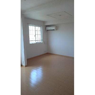 リバーサイド　太田 203【管理NO：1-016861001-02030】 ★家具家電は申し込み後に搬入します★ ★2026年10月中旬入居可能★の物件写真2