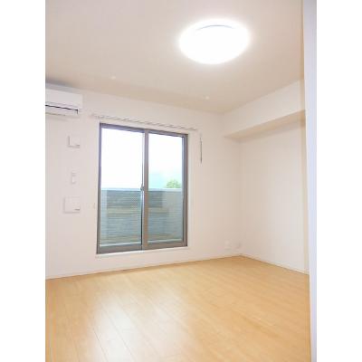 プランドール 201【管理NO：1-023711501-02010】 ★家具家電は申し込み後に搬入します★の物件写真2
