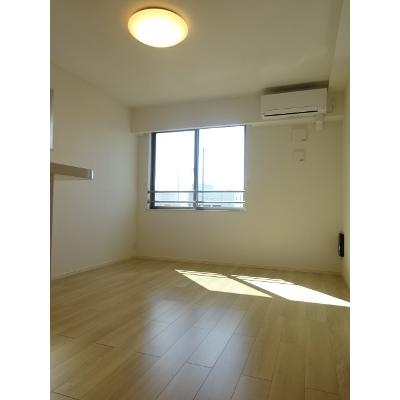 アバンツァート 201【管理NO：1-026461001-02010】 ★家具家電は申し込み後に搬入します★ ★2026年10月中旬入居可能★の物件写真2