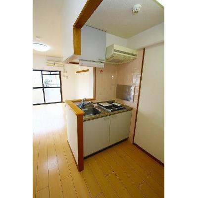 Ｓｔｅｌｌａ　Ｍｉｎａｍｉ 201【管理NO：1-012190101-02010】 ★家具家電は申し込み後に搬入します★ ★2026年11月中旬入居可能★の物件写真3