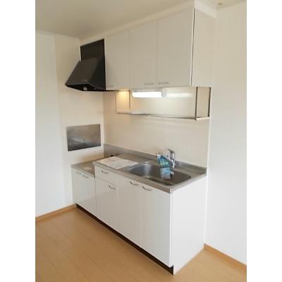 ソレイユⅢ 205【管理NO：1-014567503-02040】 ★家具家電は申し込み後に搬入します★ ★2026年11月中旬入居可能★の物件写真3