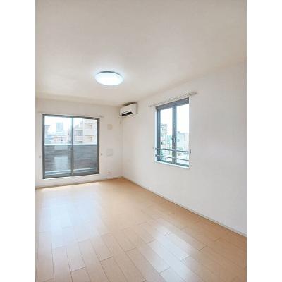 ニューエンパイヤＢ 305【管理NO：1-019072102-03040】 ★家具家電は申し込み後に搬入します★ ★2026年10月下旬入居可能★の物件写真2