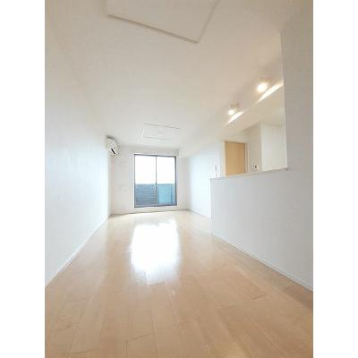 プリムール 302【管理NO：1-023335401-03020】 ★家具家電は申し込み後に搬入します★ ★2026年10月下旬入居可能★の物件写真2