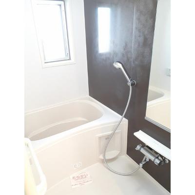フランベル 202【管理NO：1-022314901-02020】 ★家具家電は申し込み後に搬入します★ ★2026年10月下旬入居可能★の物件写真4