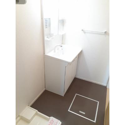 フランベル 202【管理NO：1-022314901-02020】 ★家具家電は申し込み後に搬入します★ ★2026年10月下旬入居可能★の物件写真6
