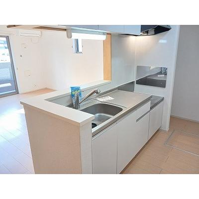 サンハピネス 103【管理NO：1-020726901-01030】 ★家具家電は申し込み後に搬入します★ ★2026年10月下旬入居可能★の物件写真3