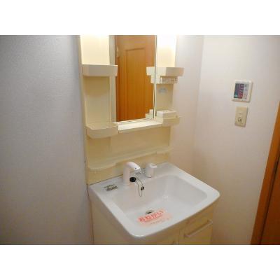 サニースクエア 202【管理NO：1-012582301-02020】 ★家具家電は申し込み後に搬入します★ ★2026年10月中旬入居可能★の物件写真6