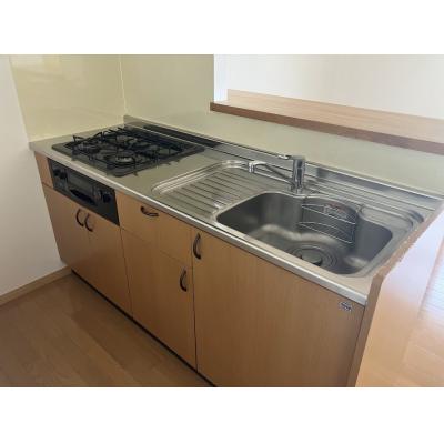 【M138】敷地内駐車場付🚙オートロック完備🔒広々使える1LDK　水回り・キッチン設備充実✨の物件写真3