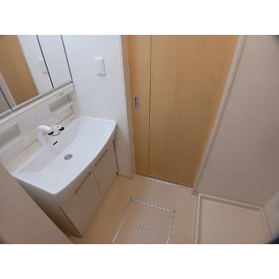 プルメリアⅥ 101【管理NO：1-024983401-01010】 ★家具家電は申し込み後に搬入します★の物件写真6