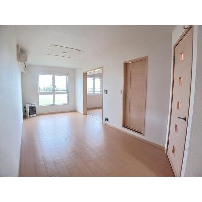 ビクトリー・Ａ 203【管理NO：1-015999901-02030】 ★家具家電は申し込み後に搬入します★の物件写真2