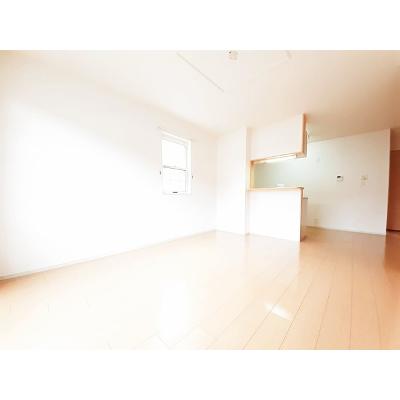 グランコルＣ 103【管理NO：1-018122402-01030】 ★家具家電は申し込み後に搬入します★ ★2026年10月下旬入居可能★の物件写真2