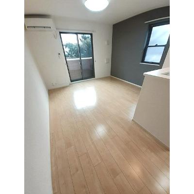 グランドプレミアムＣ 105【管理NO：1-021253803-01040】 ★家具家電は申し込み後に搬入します★ ★2026年12月中旬入居可能★の物件写真2