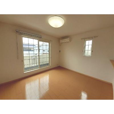 光ａｐａｒｔｍｅｎｔ１ 203【管理NO：1-016231201-02030】 ★家具家電は申し込み後に搬入します★ ★2026年11月中旬入居可能★の物件写真2