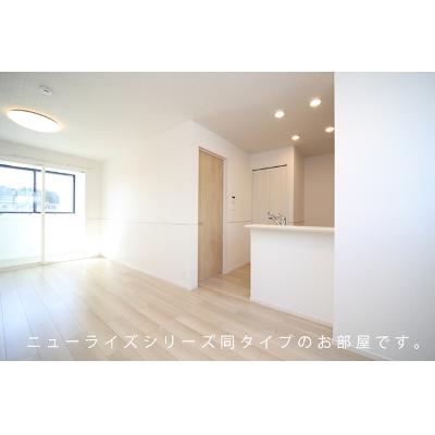 ロータス三室　Ｅ 101【管理NO：1-027709802-01010】 ★家具家電は申し込み後に搬入します★ ★2027年04月上旬入居可能★の物件写真2